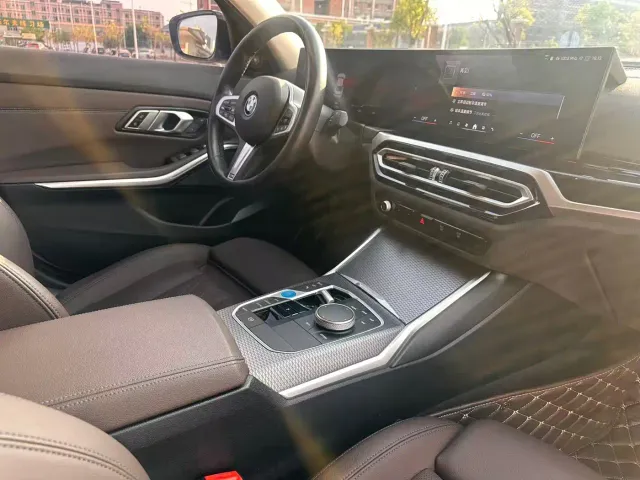 BMW i3 — Фото автомобиля 12