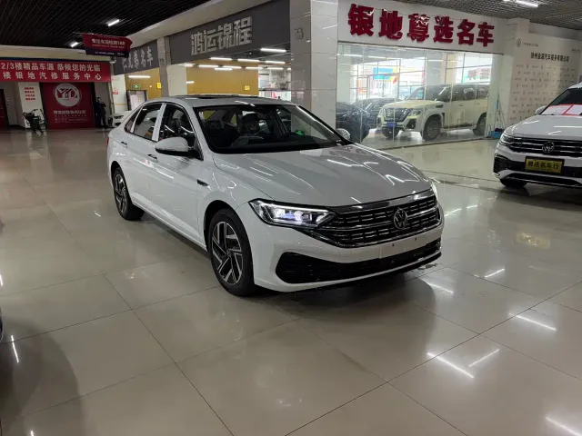 Volkswagen Sagitar — Фото автомобиля 3