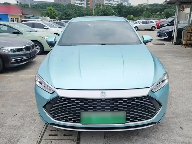 BYD Qin PLUS — Фото автомобиля 2