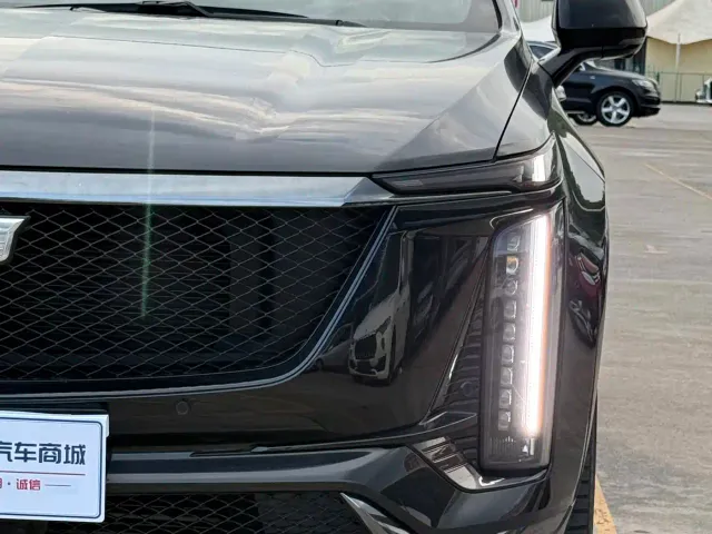 Cadillac XT5 — Фото автомобиля 5