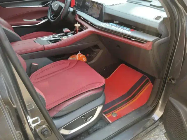 Changan CS75 Plus — Фото автомобиля 8