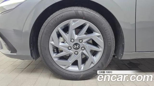 Hyundai AVANTE Новый Avante (CN7) — Фото автомобиля 5