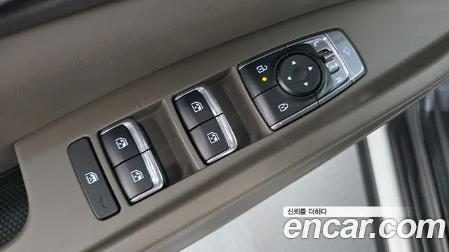 Kia Carnival — Фото автомобиля 11