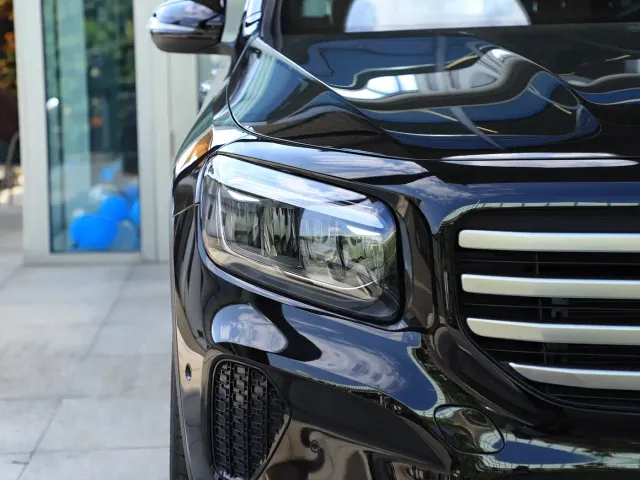 Mercedes-Benz GLB-Class — Фото автомобиля 24