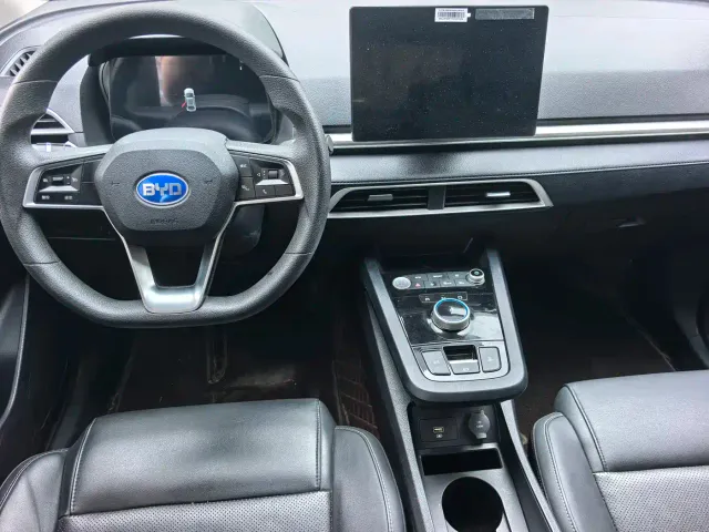 BYD e3 — Фото автомобиля 13