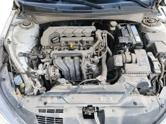 Hyundai Elantra — Фото автомобиля 19