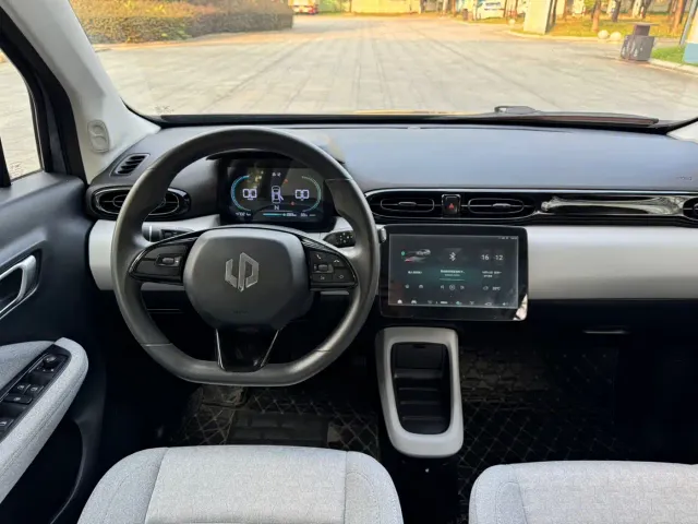 Leapmotor T03 — Фото автомобиля 15
