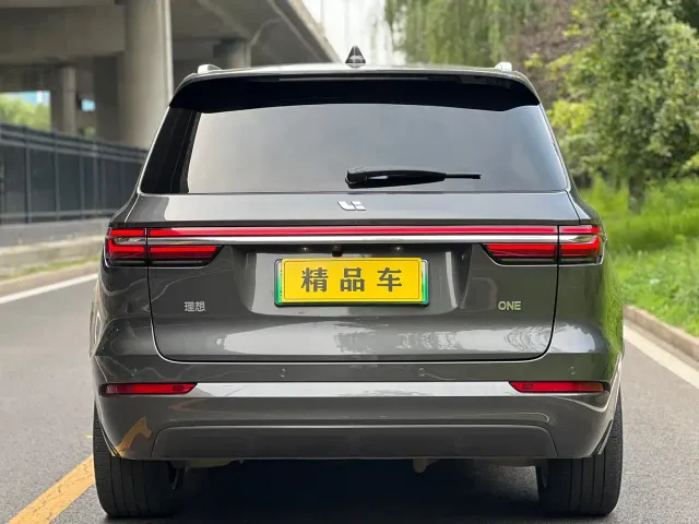 Li Auto ONE — Фото автомобиля 6