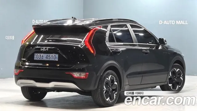 Kia Niro — Фото автомобиля 3