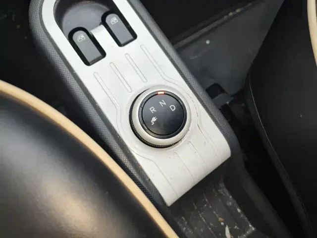 Wuling Hongguang Mini EV — Фото автомобиля 10