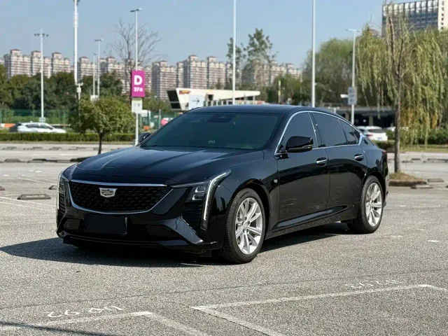 Фотография автомобиля — Cadillac CT5