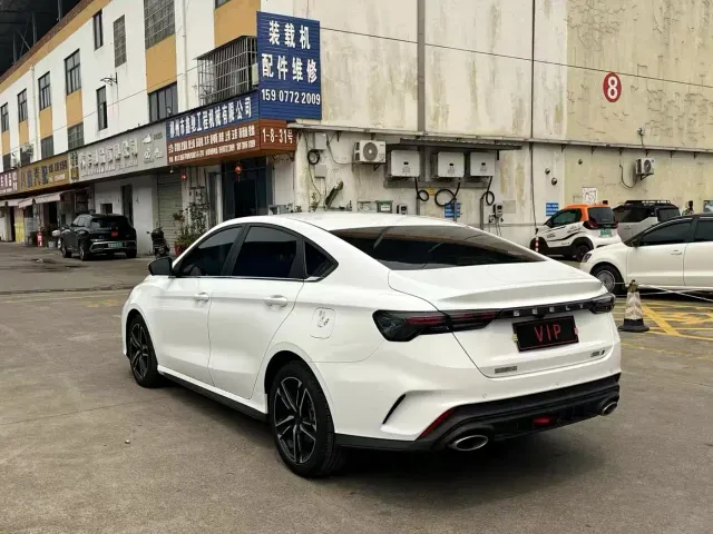 Geely Binrui — Фото автомобиля 9
