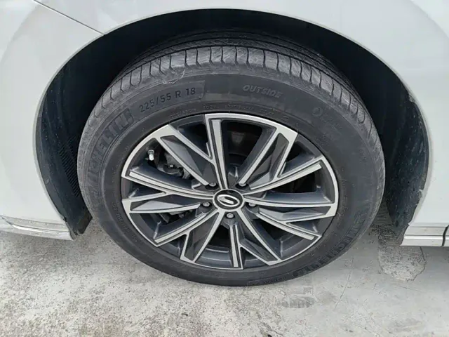 GAC Trumpchi M8 — Фото автомобиля 22
