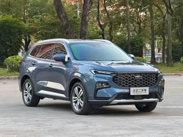 Ford Lingrui — Фото автомобиля 3