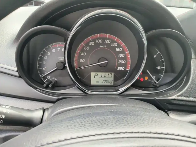 Toyota Vios — Фото автомобиля 11