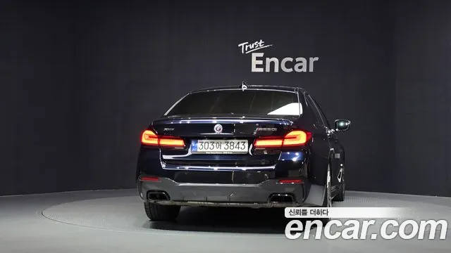 BMW 5 Series G30 — Фото автомобиля 4