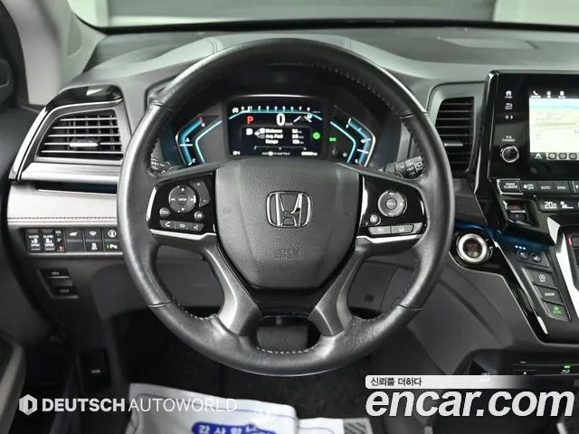 Honda Odyssey — Фото автомобиля 8