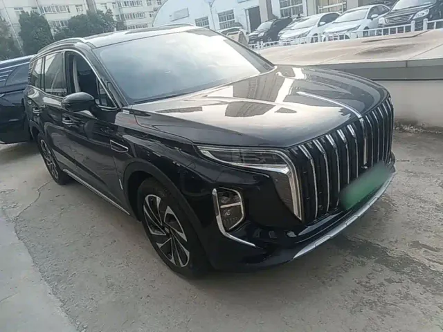 Hongqi HS7 PHEV — Фото автомобиля 3
