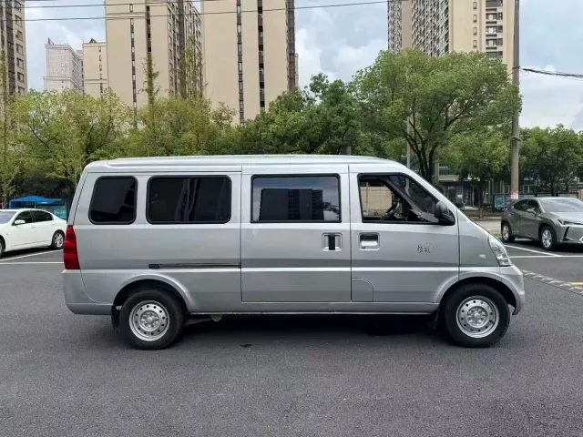 Wuling Rongguang EV — Фото автомобиля 8