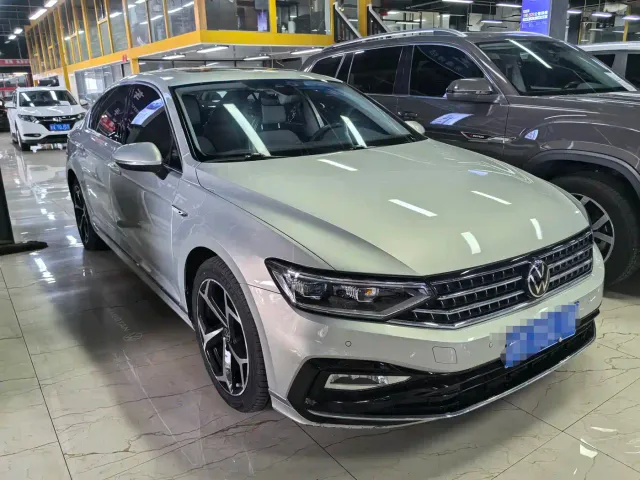Volkswagen Magotan — Фото автомобиля 3