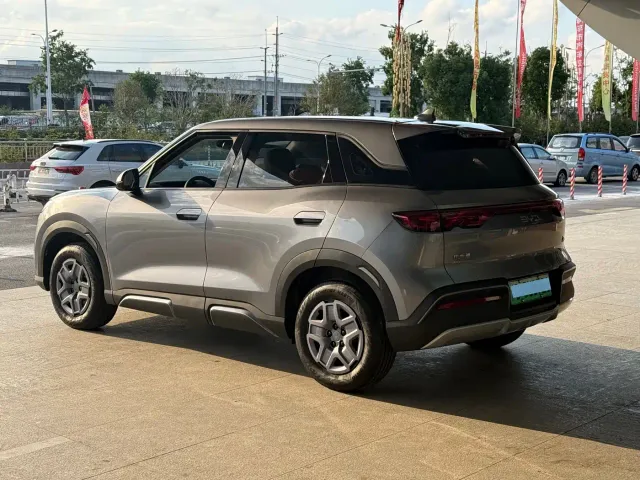 BYD Yuan UP — Фото автомобиля 2