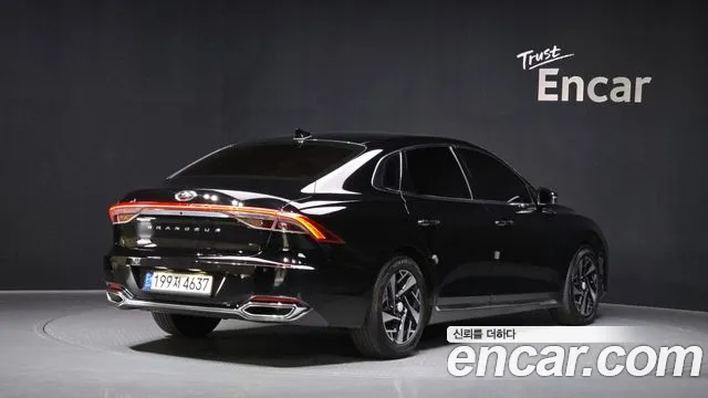 Hyundai Grandeur — Фото автомобиля 2