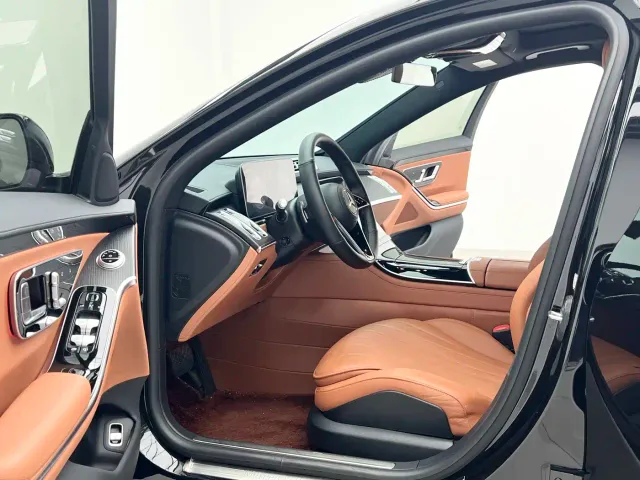 Mercedes-Benz S-Class — Фото автомобиля 6