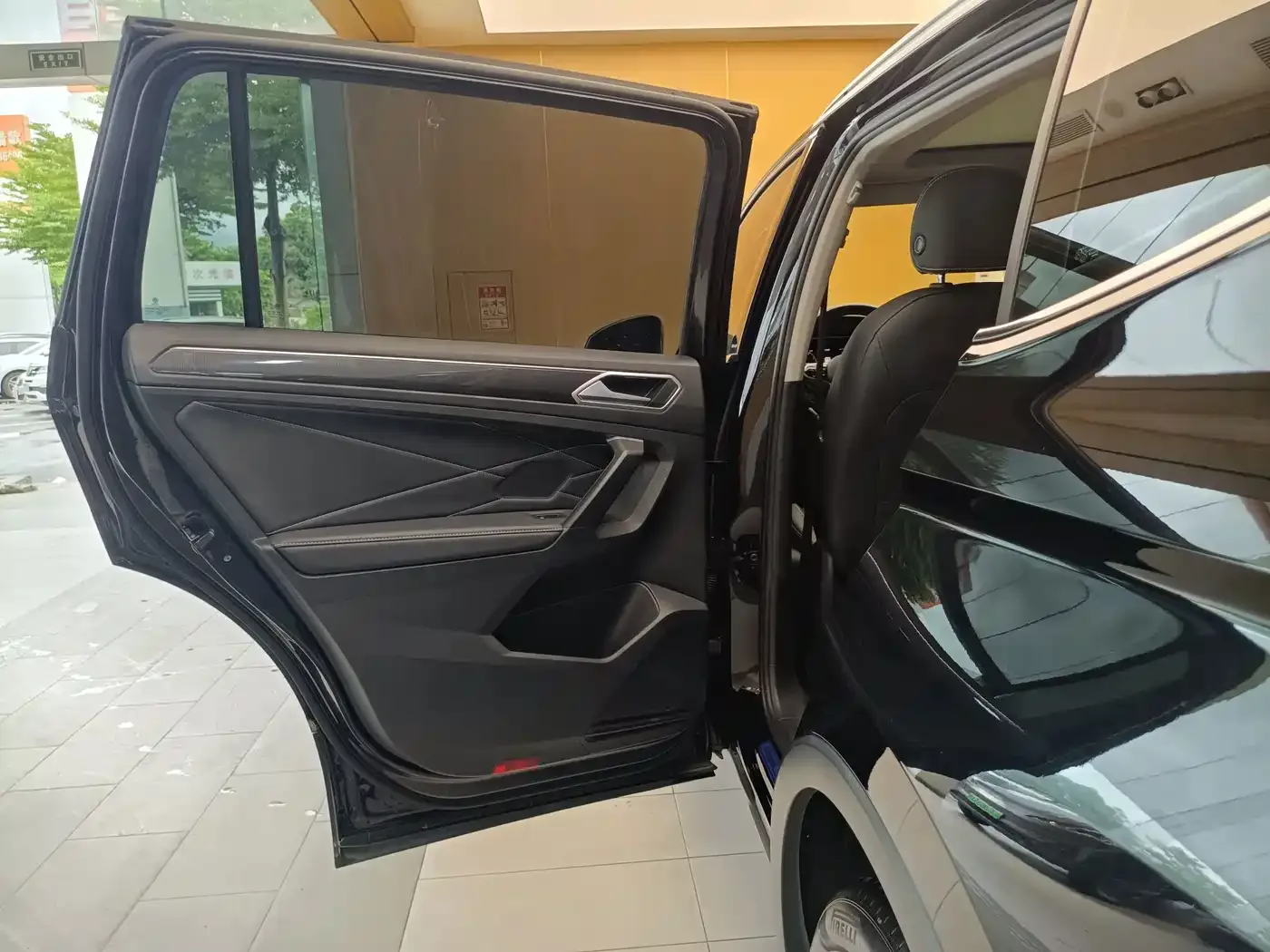 Volkswagen Tiguan L 2022 330TSI Automatic 2WD Smart Edition — Фото автомобиля 20