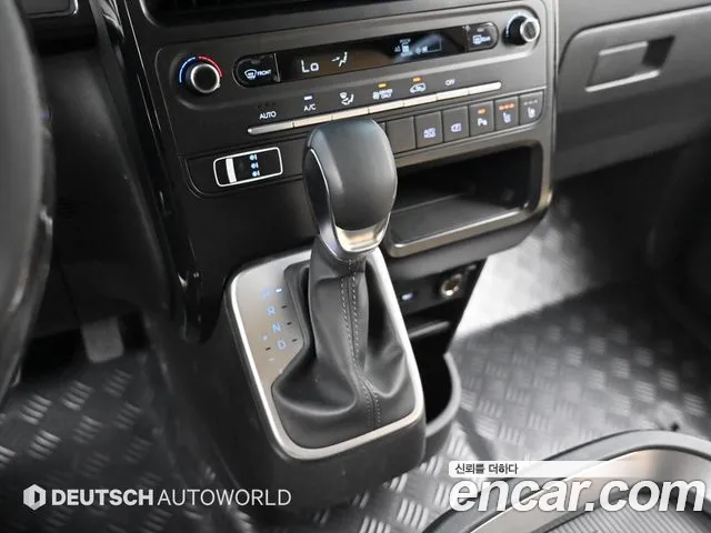 Hyundai Staria — Фото автомобиля 9