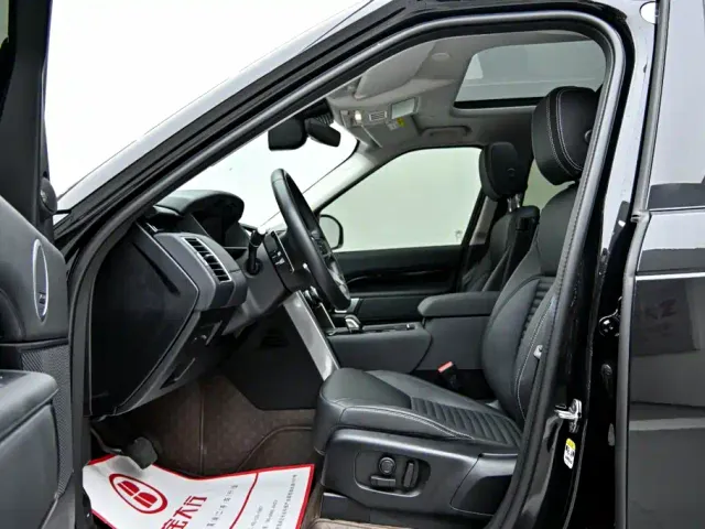 Land Rover Discovery — Фото автомобиля 11