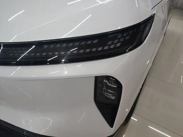 Dongfeng Aeolus L8 — Фото автомобиля 23