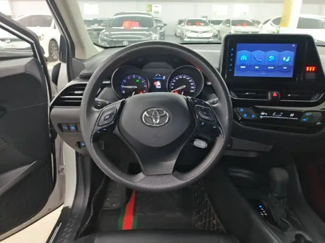 Toyota IZOA — Фото автомобиля 10