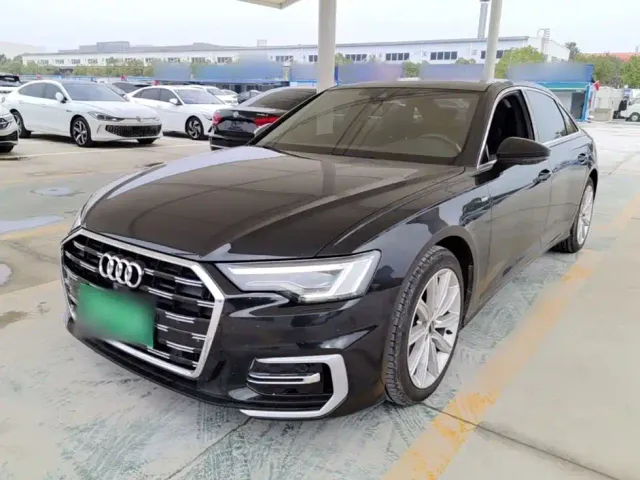Фотография автомобиля — Audi A6L