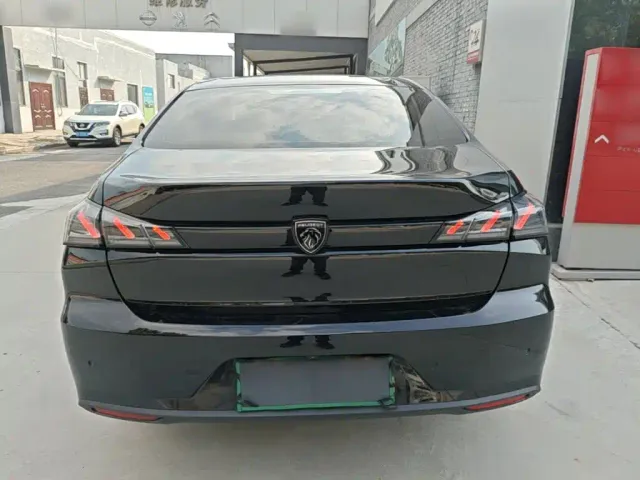 Peugeot 408 — Фото автомобиля 5