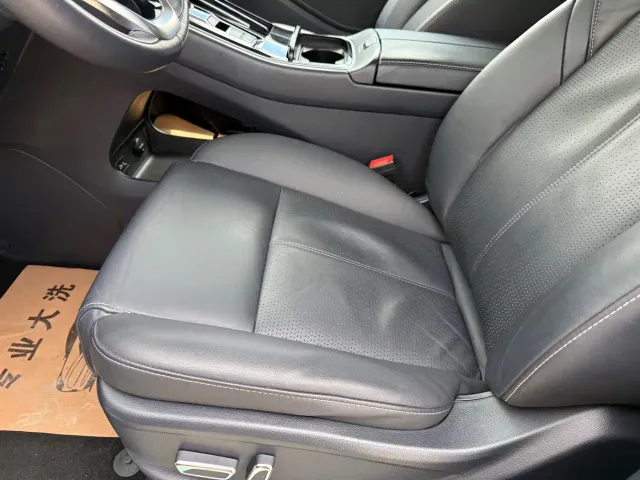GAC Trumpchi M8 — Фото автомобиля 20