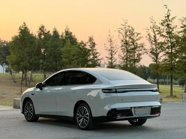Leapmotor B01 — Фото автомобиля 19