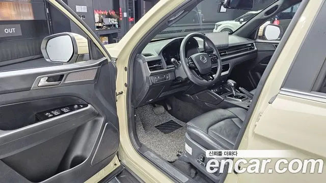 KG_Mobility_Ssangyong Rexton Новый Rexton Sport Khan Дизель 2.2 4WD — Фото автомобиля 9