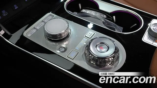 Genesis GV80 — Фото автомобиля 12