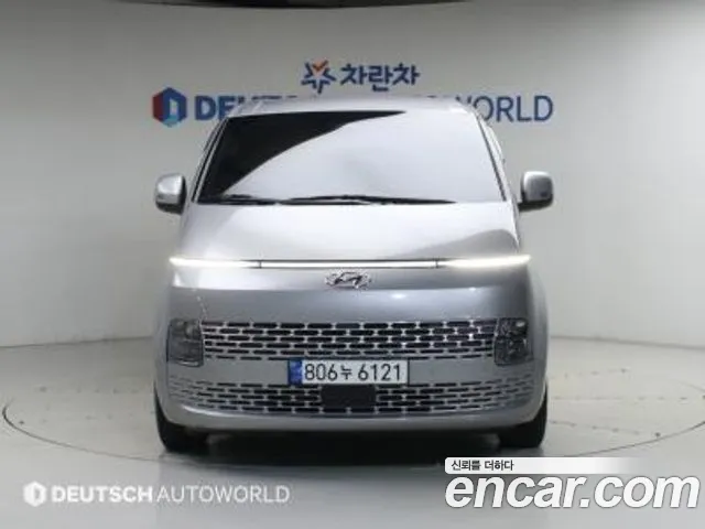 Hyundai Staria — Фото автомобиля 3