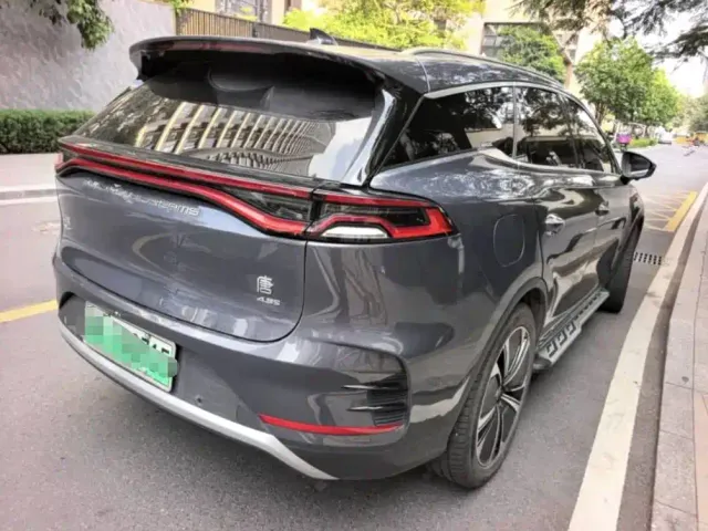 BYD Tang — Фото автомобиля 2