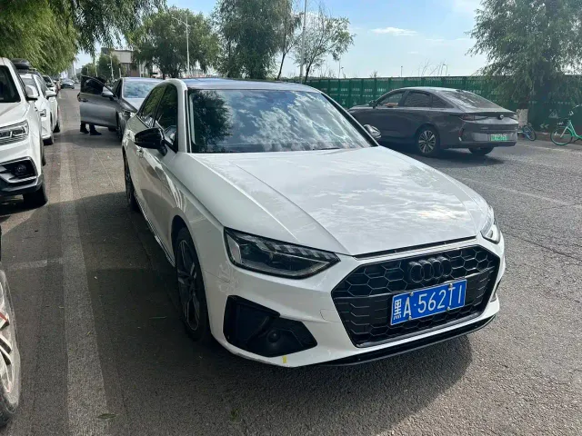 Audi A4L — Фото автомобиля 2
