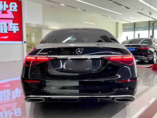 Mercedes-Benz S-Class — Фото автомобиля 10