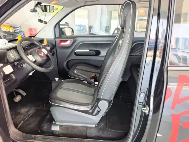 Wuling Hongguang Mini EV — Фото автомобиля 8