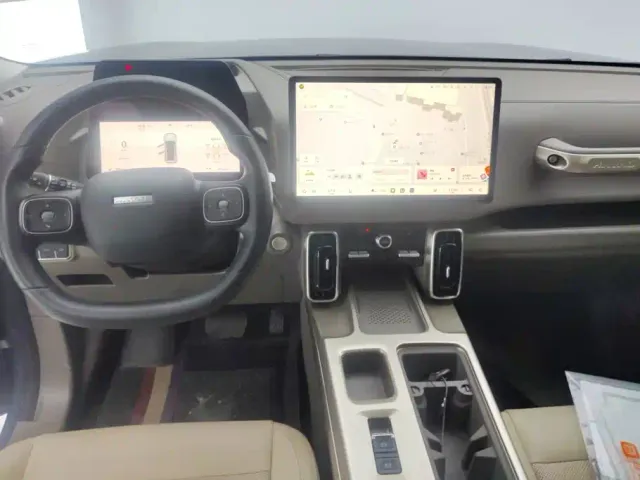 Haval Big Dog — Фото автомобиля 12