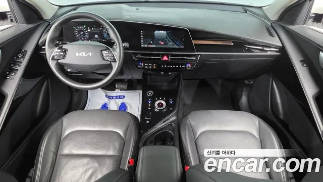 Kia Niro — Фото автомобиля 10