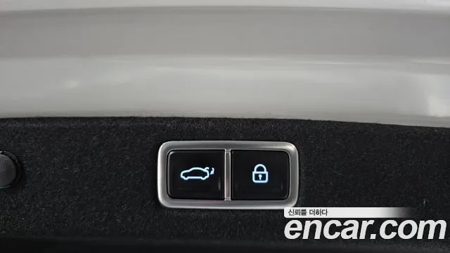 Hyundai Grandeur GN7 — Фото автомобиля 16