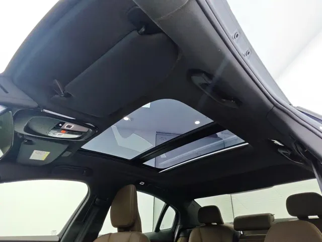 Volvo S60 — Фото автомобиля 11