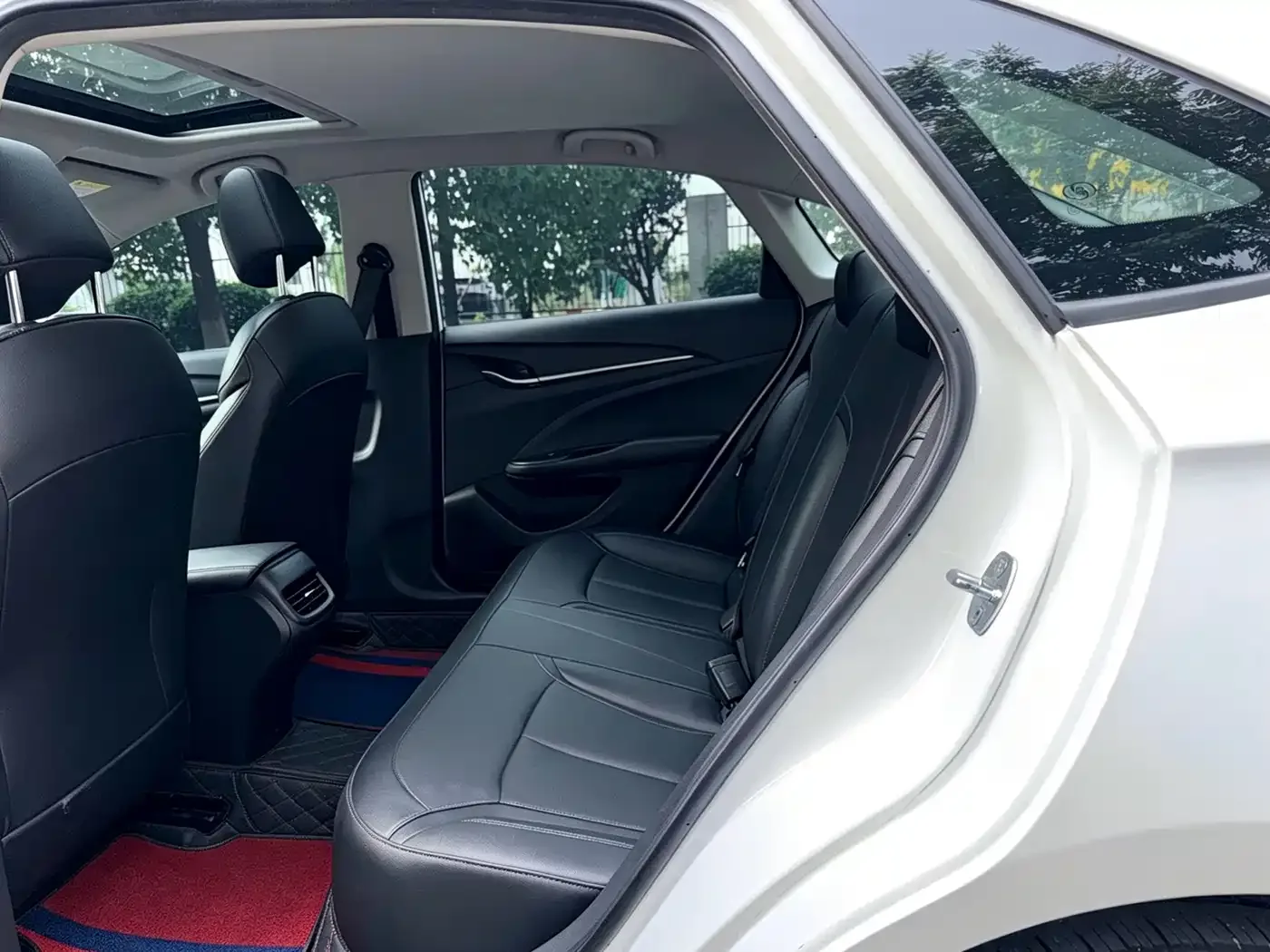 Buick Excelle 2021 Facelift 1.3T Auto Mild Hybrid Elite — Фото автомобиля 11