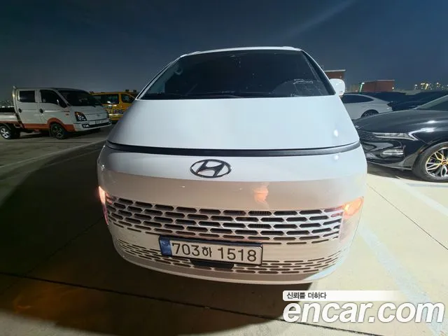 Hyundai Staria — Фото автомобиля 2