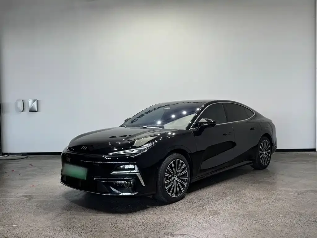 Фотография автомобиля — Geely Galaxy Xingyao 8